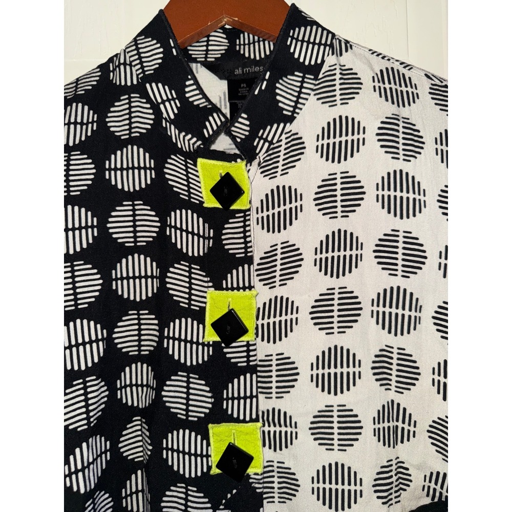 Ali Miles Black White Polka Dot Button Front Blouse Neon‎ Accent PS Art To Wear - Picture 6 of 16